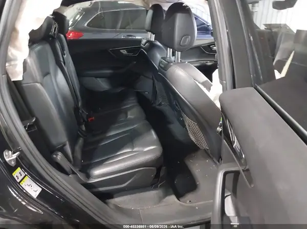 WA1LAAF72HD027428 2017 AUDI Q7 - Image 8