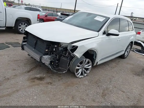 WA1LAAF72HD028000 2017 AUDI Q7 - Image 2