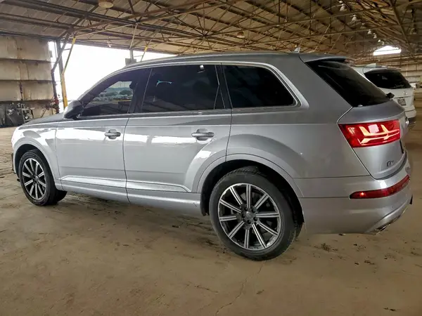 WA1LAAF72HD029678 2017 AUDI Q7 - Image 2