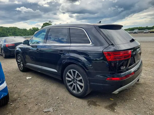 WA1LAAF72HD030152 2017 AUDI Q7 - Image 2