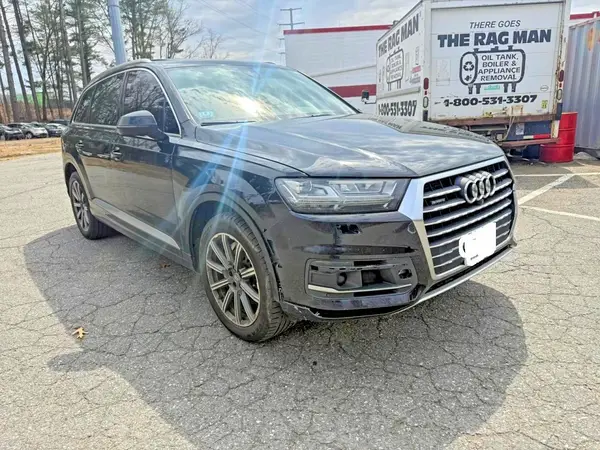 WA1LAAF72HD031138 2017 AUDI Q7