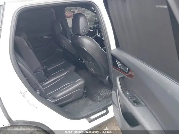 WA1LAAF72HD033374 2017 AUDI Q7 - Image 8