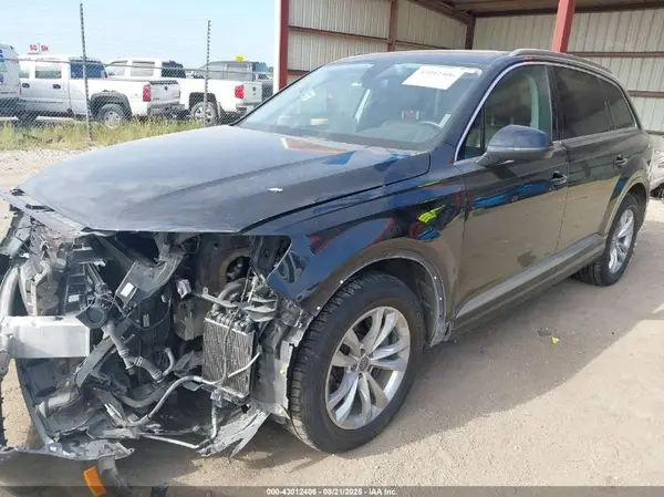 WA1LAAF72HD035643 2017 AUDI Q7 - Image 2