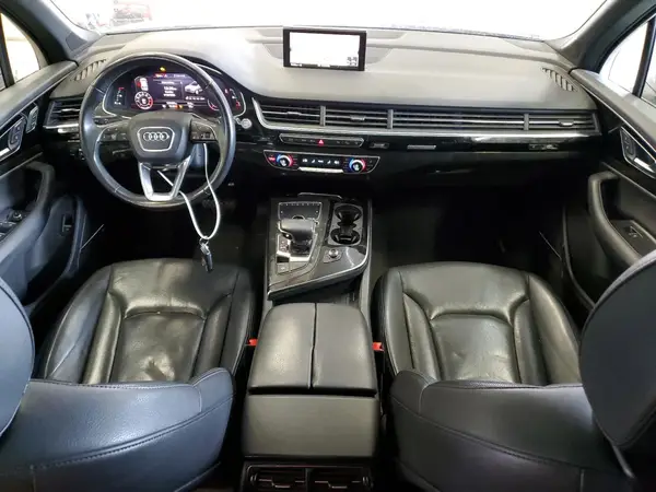 WA1LAAF72HD037702 2017 AUDI Q7 - Image 8