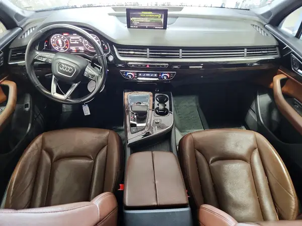 WA1LAAF72HD037828 2017 AUDI Q7 - Image 8