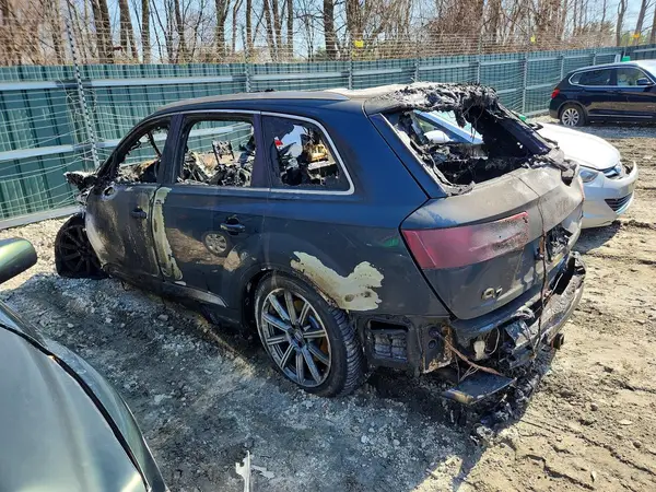 WA1LAAF72HD046819 2017 AUDI Q7 - Image 2