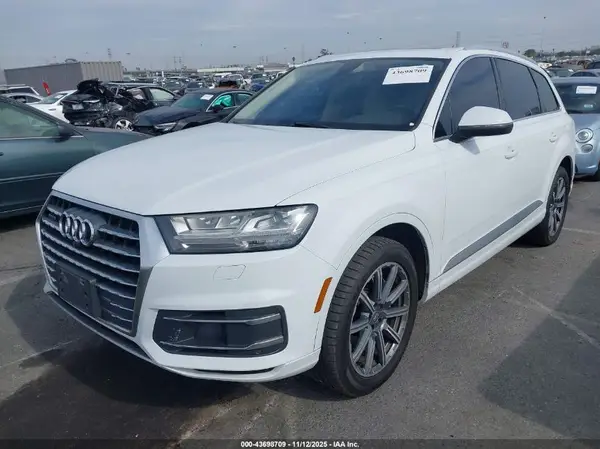 WA1LAAF72HD048442 2017 AUDI Q7 - Image 2