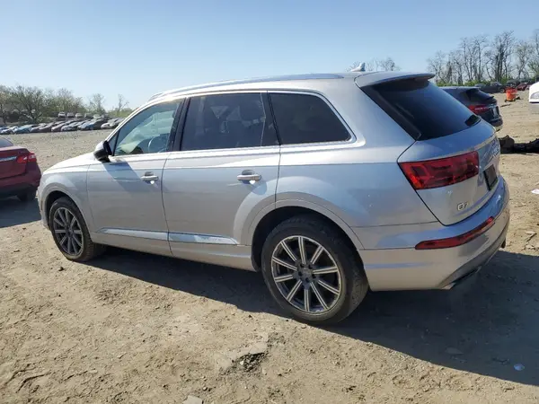 WA1LAAF72JD010960 2018 AUDI Q7 - Image 2