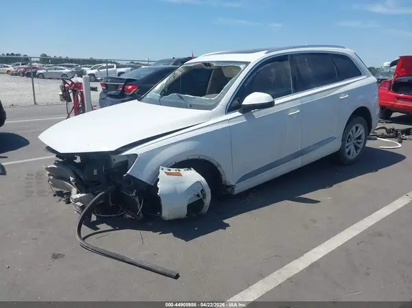 WA1LAAF72JD018556 2018 AUDI Q7 - Image 2