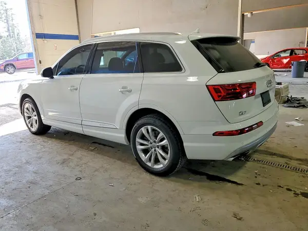 WA1LAAF72JD022218 2018 AUDI Q7 - Image 2