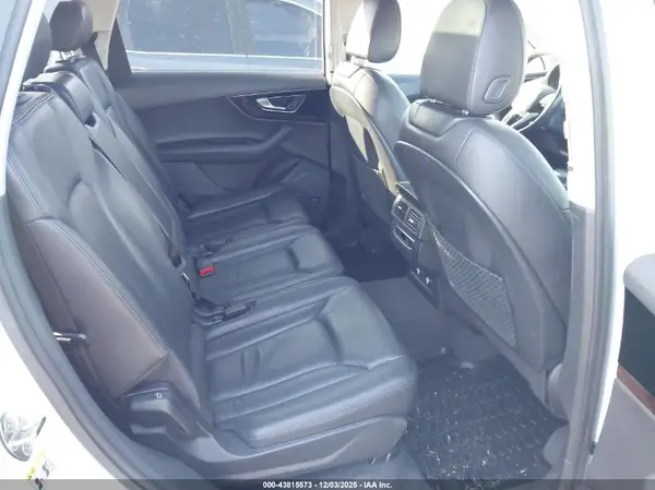 WA1LAAF72JD025877 2018 AUDI Q7 - Image 8