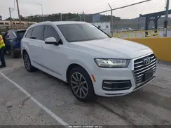 WA1LAAF72JD036961 2018 AUDI Q7
