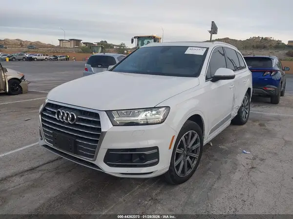WA1LAAF72JD036961 2018 AUDI Q7 - Image 2