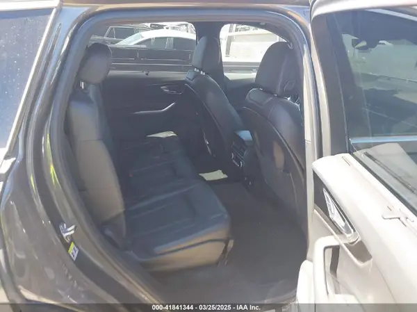 WA1LAAF72JD048141 2018 AUDI Q7 - Image 8