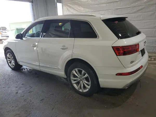 WA1LAAF72KD010426 2019 AUDI Q7 - Image 2