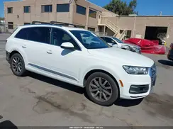 WA1LAAF72KD015836 2019 AUDI Q7