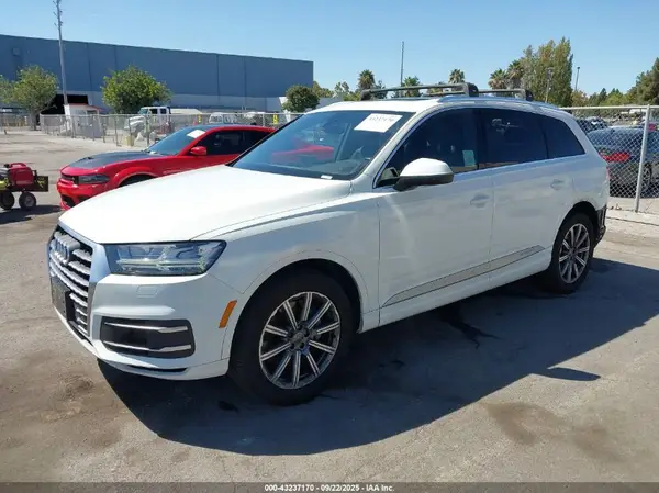 WA1LAAF72KD015836 2019 AUDI Q7 - Image 2