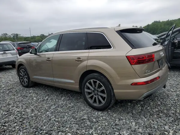 WA1LAAF72KD031809 2019 AUDI Q7 - Image 2