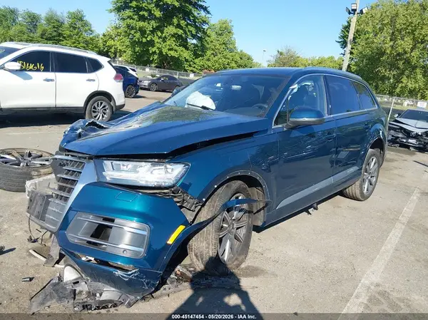 WA1LAAF72KD033320 2019 AUDI Q7 - Image 2