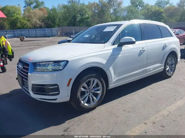 WA1LAAF72KD034421 2019 AUDI Q7 - Image 2