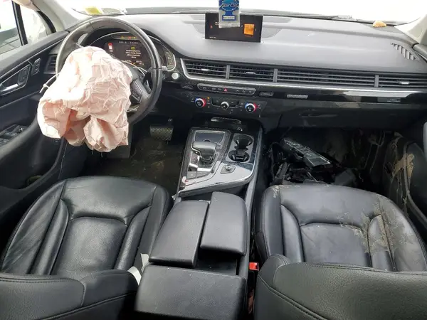 WA1LAAF72KD044415 2019 AUDI Q7 - Image 8