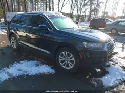 WA1LAAF72KD044494 2019 AUDI Q7
