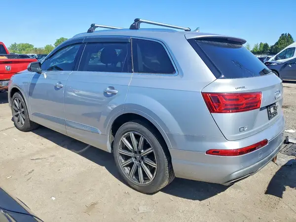 WA1LAAF73HD004577 2017 AUDI Q7 - Image 2