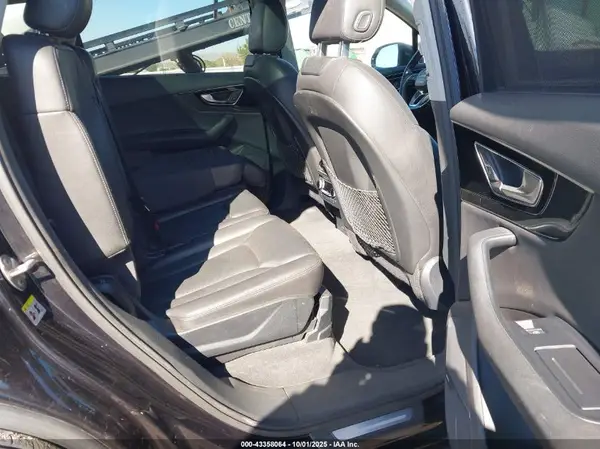 WA1LAAF73HD004658 2017 AUDI Q7 - Image 8