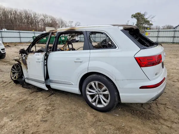 WA1LAAF73HD014025 2017 AUDI Q7 - Image 2