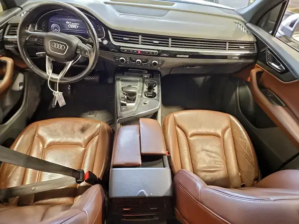 WA1LAAF73HD021279 2017 AUDI Q7 - Image 8