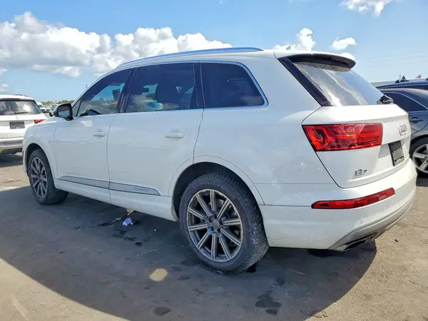 WA1LAAF73HD022898 2017 AUDI Q7 - Image 2