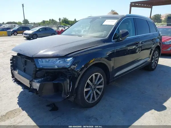WA1LAAF73HD027292 2017 AUDI Q7 - Image 2