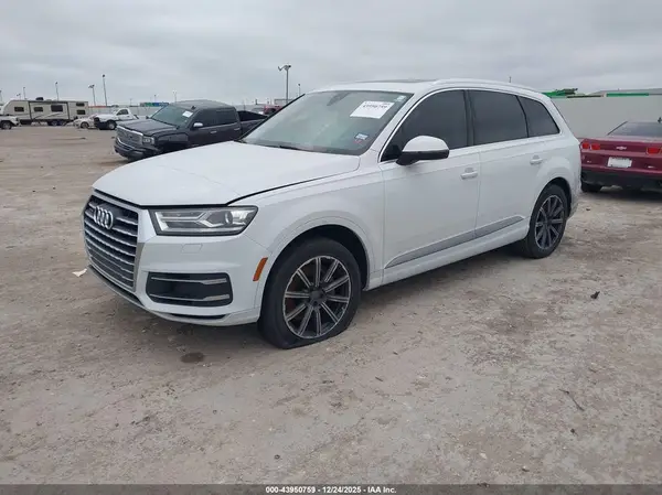 WA1LAAF73HD028135 2017 AUDI Q7 - Image 2