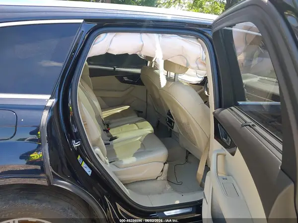 WA1LAAF73HD028720 2017 AUDI Q7 - Image 8