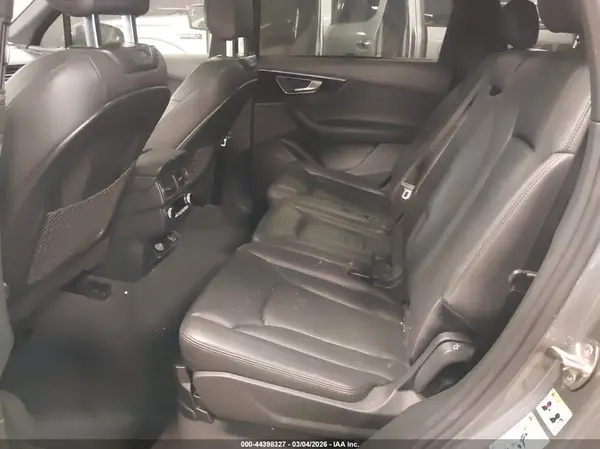 WA1LAAF73HD032279 2017 AUDI Q7 - Image 8