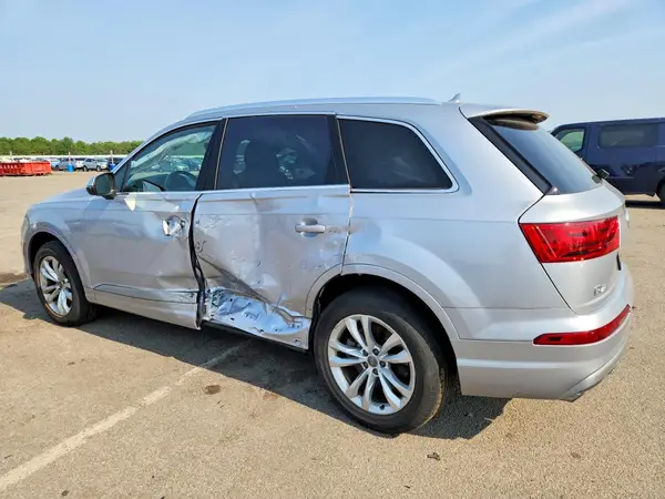 WA1LAAF73HD033920 2017 AUDI Q7 - Image 2