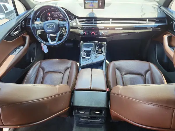 WA1LAAF73HD057683 2017 AUDI Q7 - Image 8