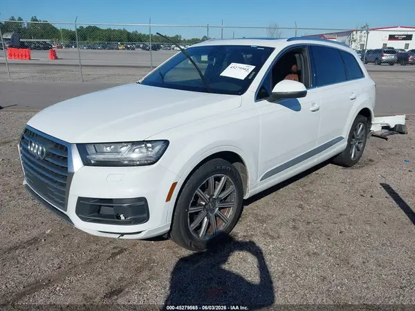 WA1LAAF73JD009235 2018 AUDI Q7 - Image 2
