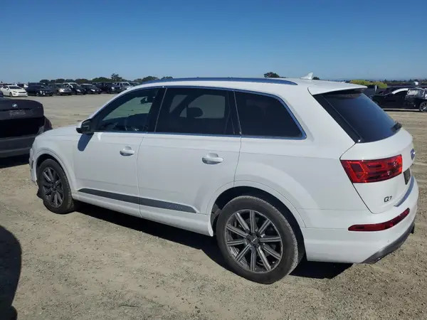 WA1LAAF73JD013348 2018 AUDI Q7 - Image 2