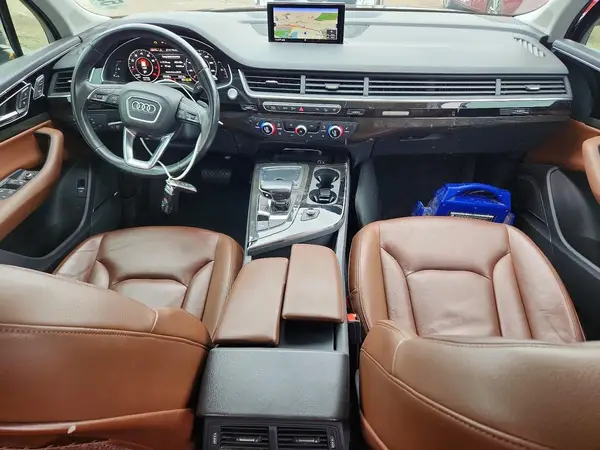 WA1LAAF73JD016220 2018 AUDI Q7 - Image 8