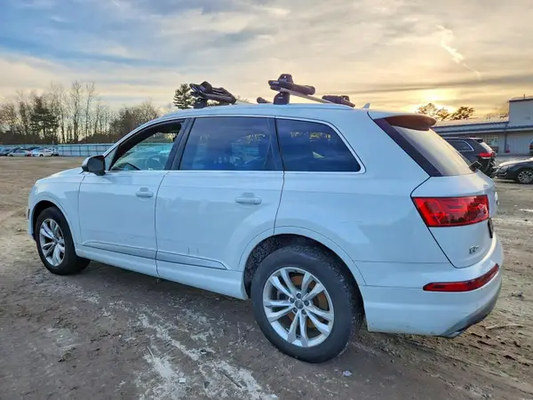 WA1LAAF73JD043210 2018 AUDI Q7 - Image 2