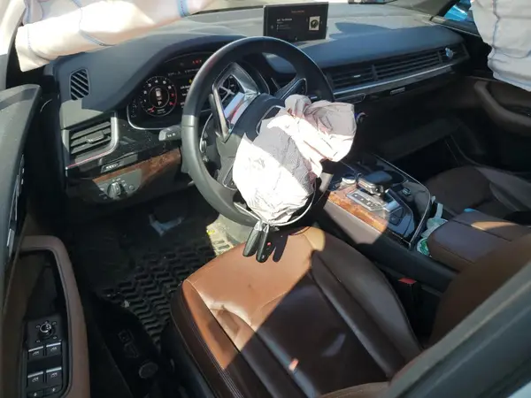 WA1LAAF73KD002528 2019 AUDI Q7 - Image 8