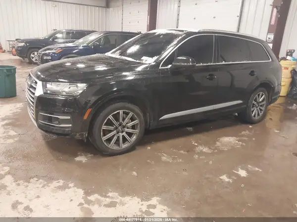 WA1LAAF73KD010192 2019 AUDI Q7 - Image 2