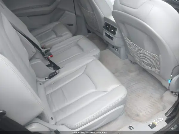 WA1LAAF73KD010418 2019 AUDI Q7 - Image 8