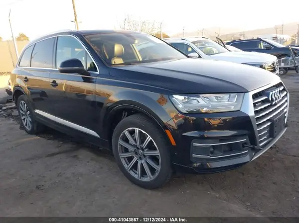 WA1LAAF73KD012458 2019 AUDI Q7 - Image 1