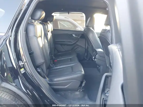 WA1LAAF73KD012458 2019 AUDI Q7 - Image 8