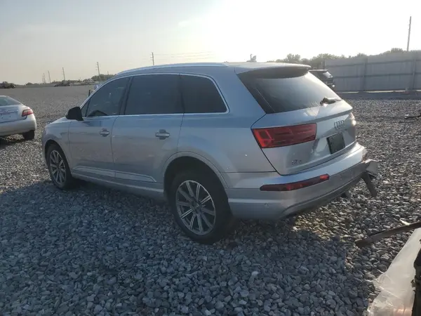 WA1LAAF73KD037473 2019 AUDI Q7 - Image 2