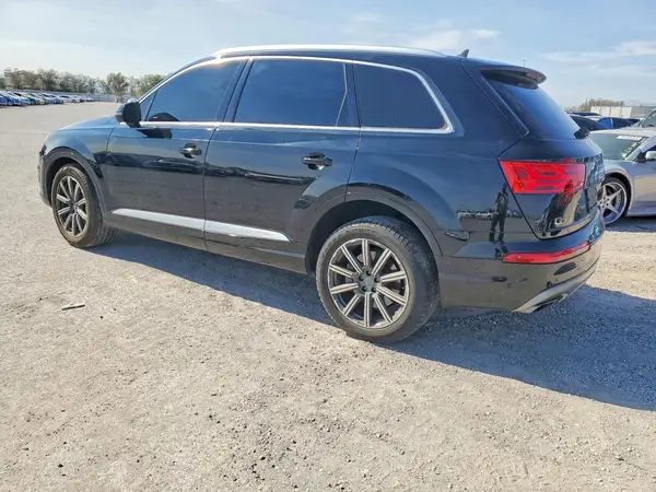 WA1LAAF73KD041250 2019 AUDI Q7 - Image 2