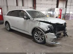 WA1LAAF73KD044505 2019 AUDI Q7