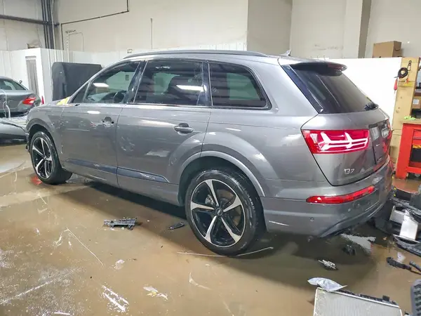 WA1LAAF73KD047081 2019 AUDI Q7 - Image 2